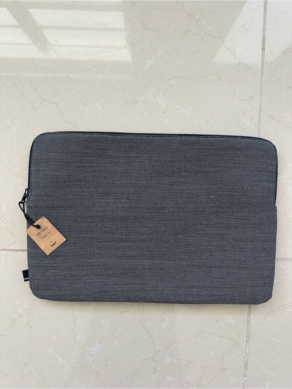 NWT HAY Henry Grey Laptop Case/Cover - 15.6”